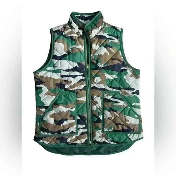 JCREW Mercantile Women’s Green CAMO Vest. Size Medium - Picture 1 of 8
